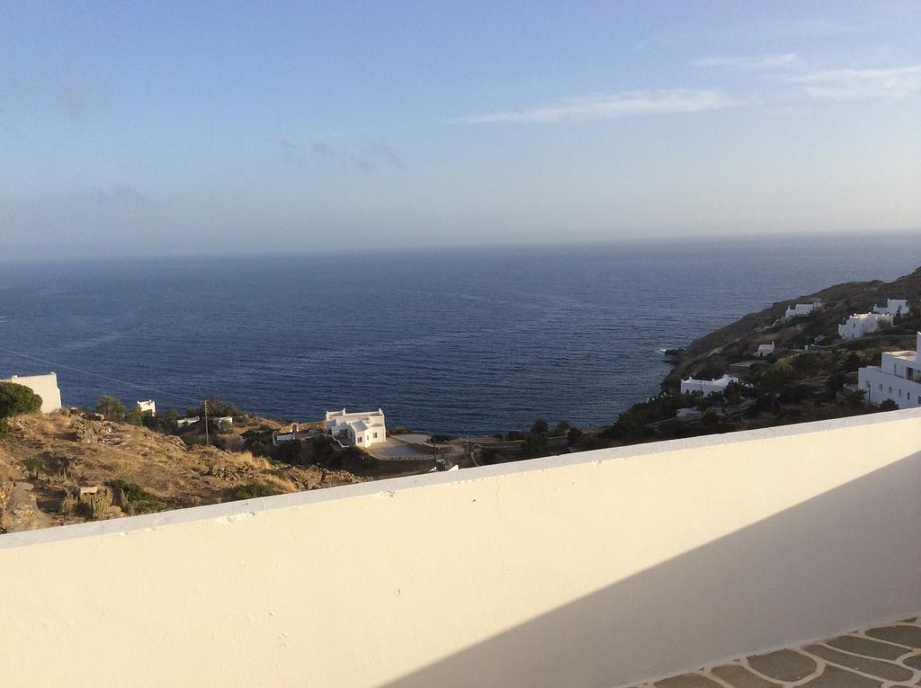 Blue Sky Chora Exterior foto