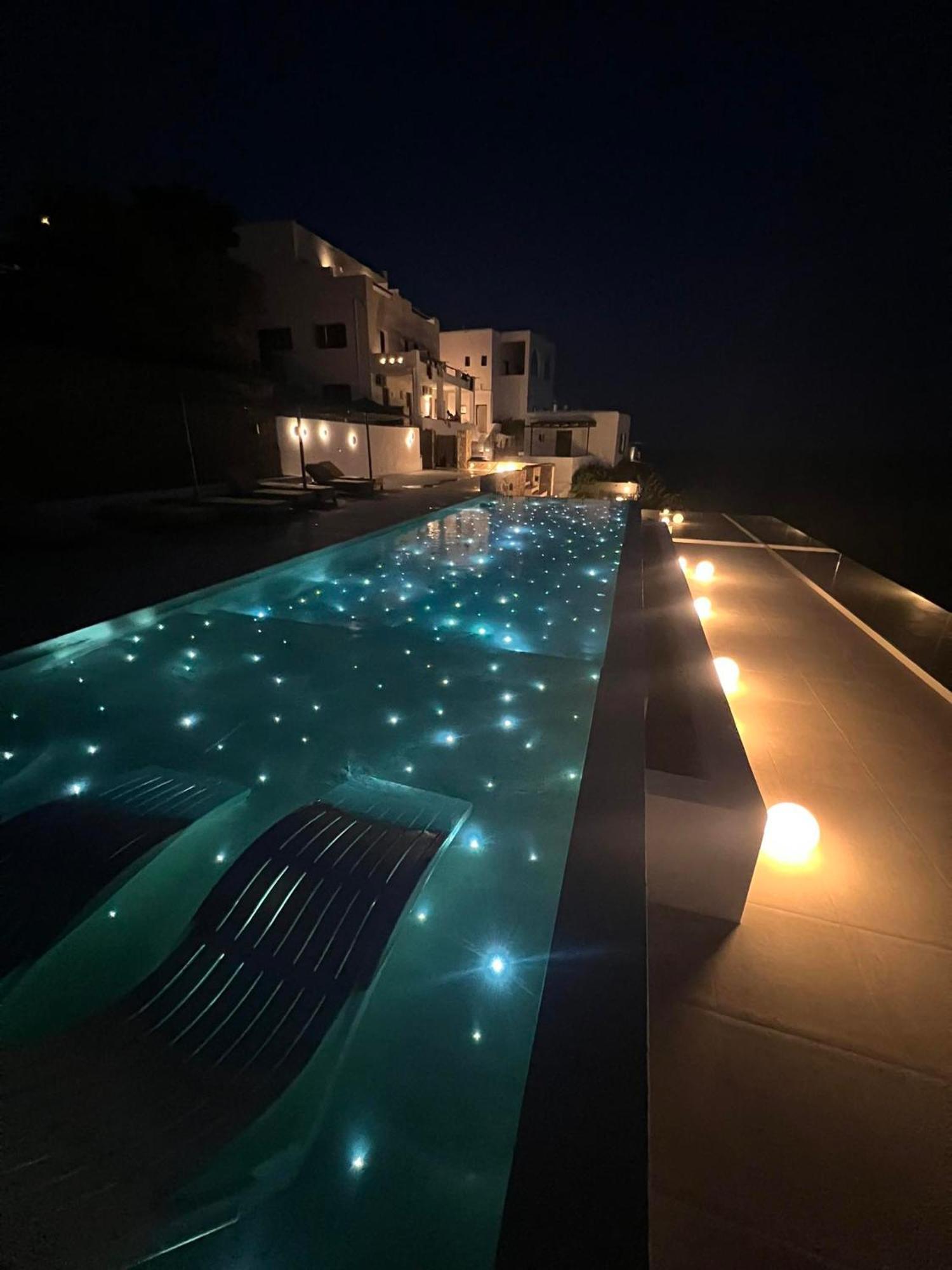 Blue Sky Chora Exterior foto