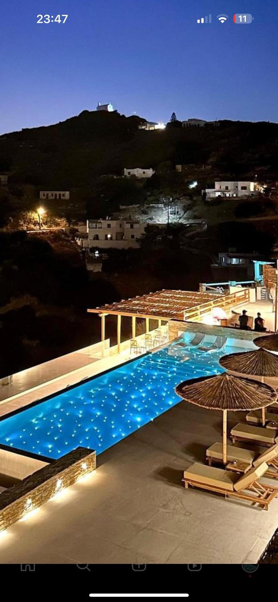 Blue Sky Chora Exterior foto