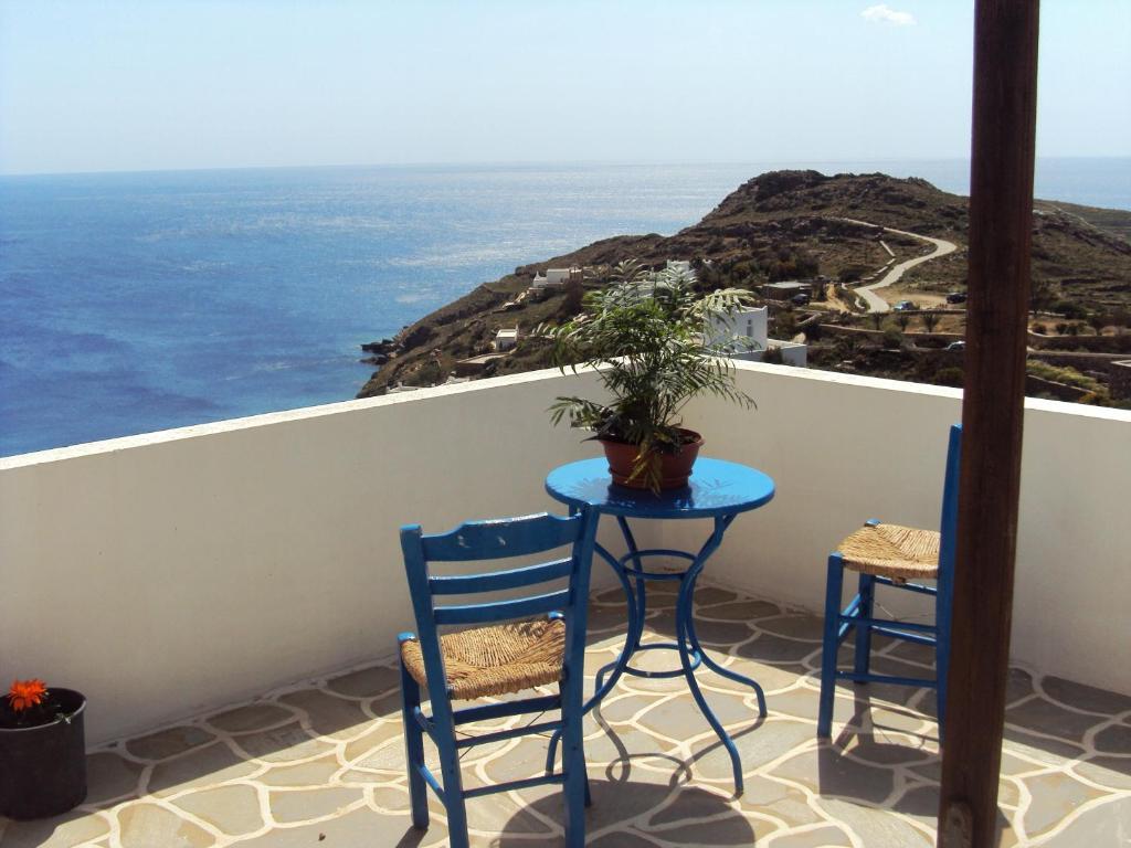 Blue Sky Chora Exterior foto